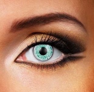 Kontaktne leće u boji